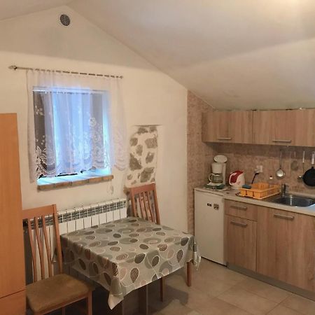 Apartments Crncic Šilo Zewnętrze zdjęcie