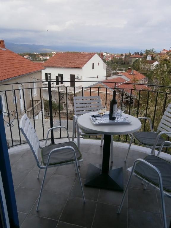 Apartments Crncic Šilo Pokój zdjęcie