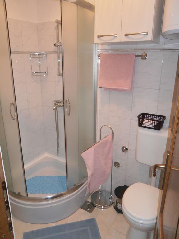 Apartments Crncic Šilo Pokój zdjęcie